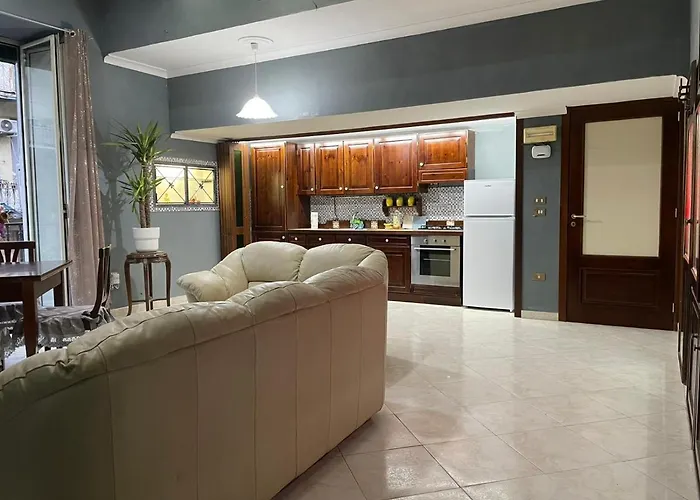 Апартаменты Iris Неаполь