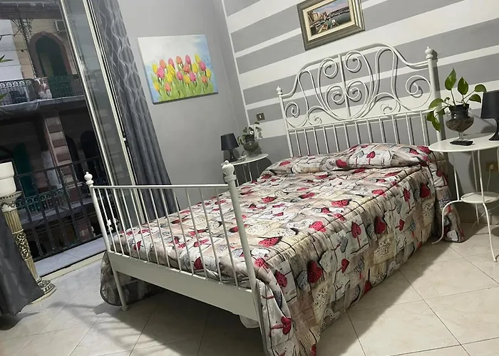 Апартаменты Iris Неаполь