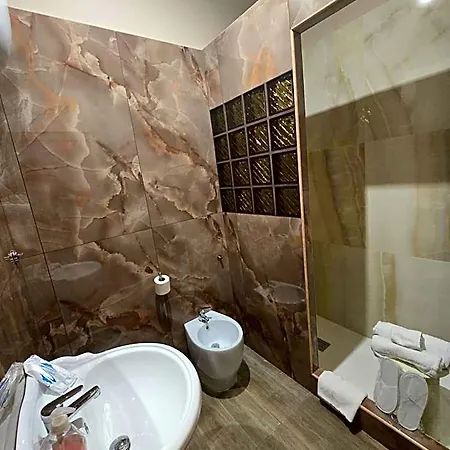 Iris Apartman *