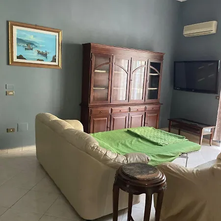 Iris شقة نابولي